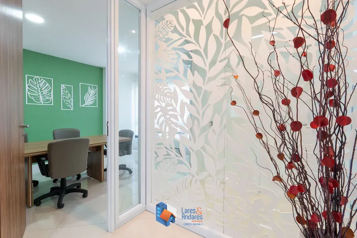 Imagem Conjunto comercial para venda em Jardim Caboré, 114m²