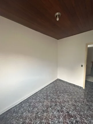Imagem Casa Frente Locação 3 Dormitórios com 1 Vaga de garagem - Jardim Ipanema
