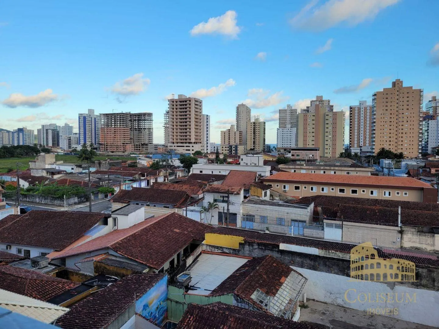 Imagem Apartamento com 2 dormitórios para alugar, 61 m² por R$ 3.200,00/mês - Aviação - Praia Grande/SP