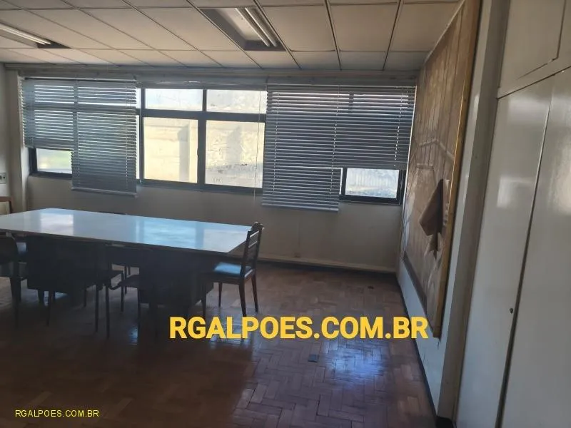 Imagem Galpão para Locação em RIO DE JANEIRO, IRAJÁ, 2 banheiros
