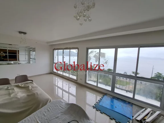 Foto do imóvel Apartamento à venda com 195m², 3 quartos, 1 suíte, closet, frente Mar por R$2.200,00 na Ponta da Praia em Santos