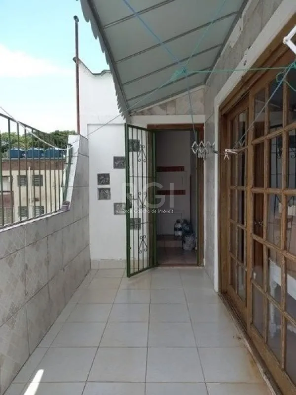 Imagem EXCELENTE Cobertura à venda no Jardim do Salso - Porto Alegre
