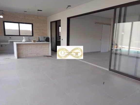 Imagem Venha se encantar com esta belíssima casa localizada em um dos melhores bairros da cidade!