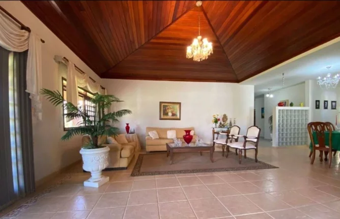 Imagem Casa à Venda no Morada da Praia - Espaçosa com 4 Suítes e 640m²!