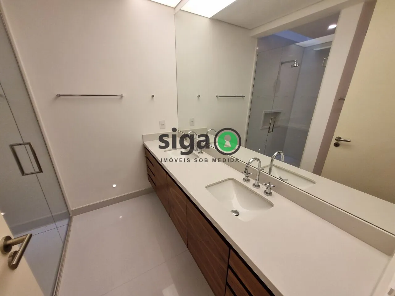 Imagem Casa em Condomínio a venda na Cidade Jardim com 3 quartos