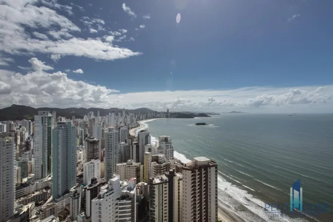 Imagem Apartamento Quadra Mar para Venda em Balneário Camboriú, CENTRO, 4 dormitórios, 2 suítes, 4 banheiros, 5 vagas