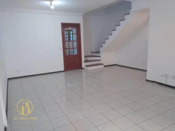 Imagem Sobrado de Vila, para Venda com Renda, 160 m² , 3 dormitórios sendo 1 suíte, 2 vagas. - Planalto Paulista