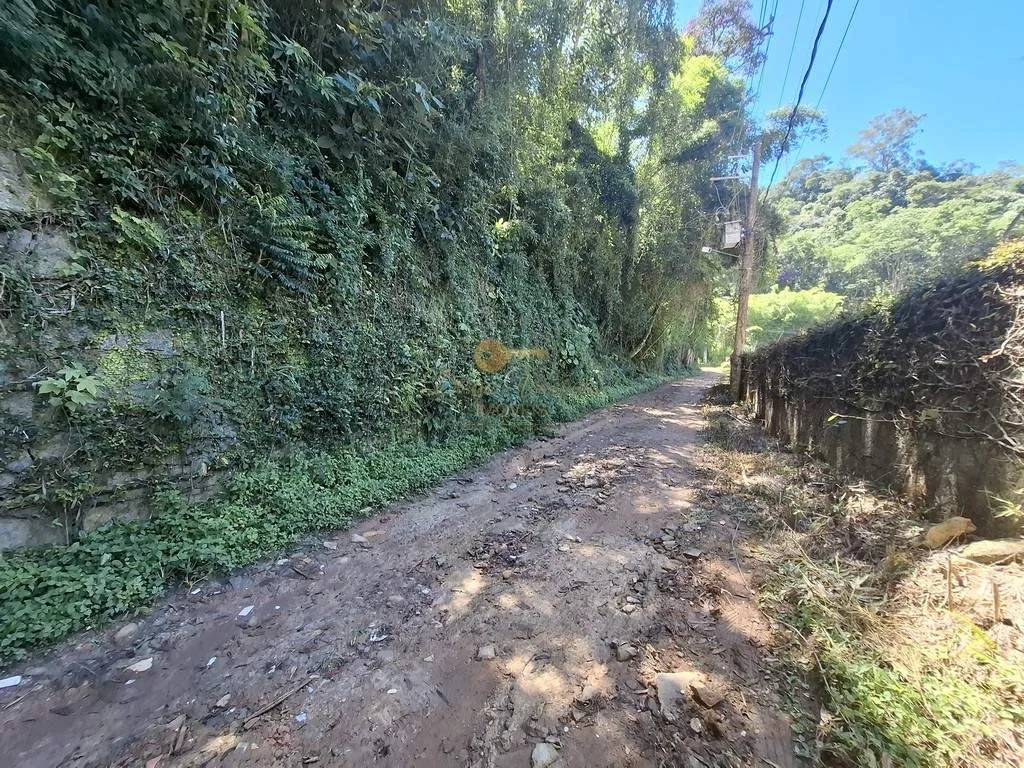 Imagem Terreno para Venda em Teresópolis / RJ no bairro Parque do Imbui