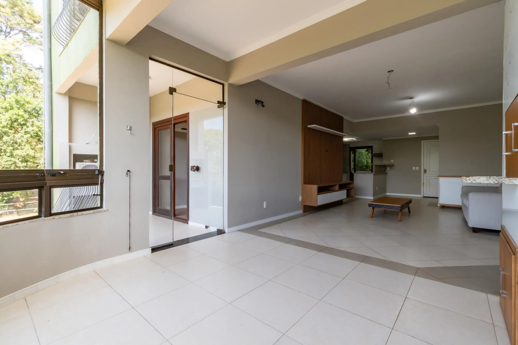 Imagem AP 3 dorm. (1 suíte hidro, 1 demi-suíte), 1 vaga. B. Jardim dos Ipês, Gramado.