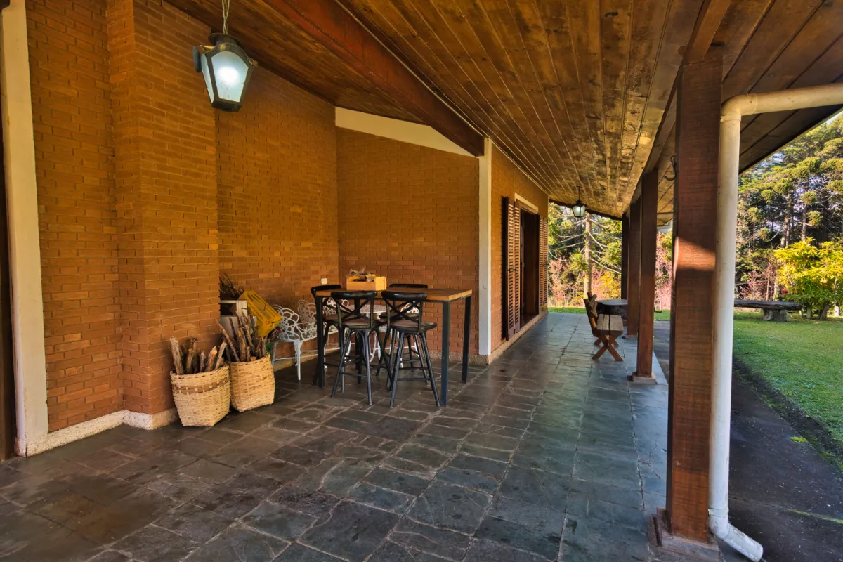 Imagem Casa para venda em Toriba com 3 quartos, sendo 2 suítes, 250m2