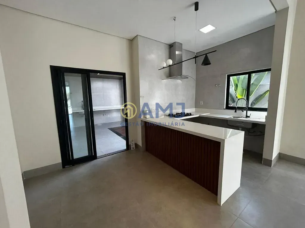 Imagem Casa de Alto Padrão no Terras Alpha 2 - Senador Canedo