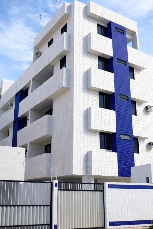 Foto do imóvel Apartamento em Intermares a 50m da praia, com 2 quartos (1 suíte), varanda ampla, ventilado e vaga de garagem. Excelente para morar ou investir.