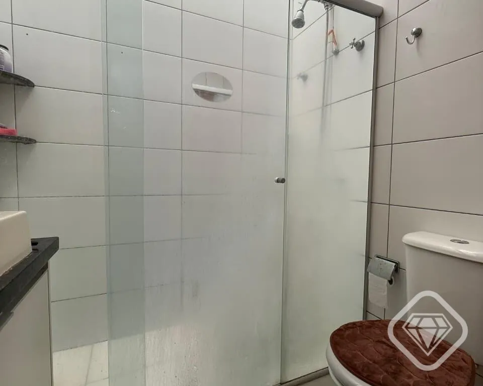 Imagem Casa em condomínio no bairro Hípica, semi mobiliada, totalmente reformada com pátio amplo e excel...
