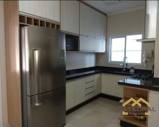 Imagem Casa de alto padrão à venda com 3 quartos (1 suíte) Laguna - Várzea Paulista/SP