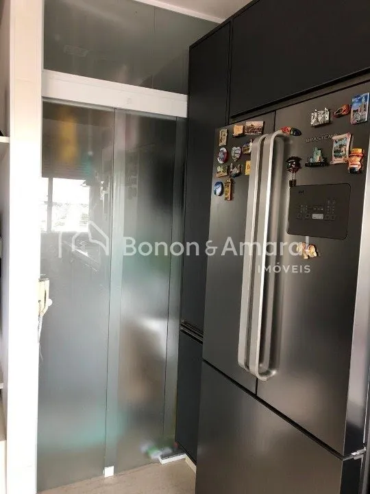 Imagem Apartamento com 3 Quartos sendo 1 suíte e 2 banheiros, 2 vagas à Venda, 80 m²