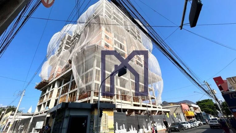 Imagem Apartamento com 3 dormitórios à venda, 97 m² por R$ 700.000,00 - Centro - Itajubá/MG