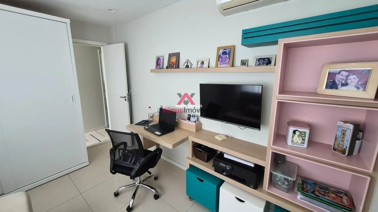 Imagem Casa em Condomínio para Venda em Rio de Janeiro, Jacarepaguá, 3 dormitórios, 1 suíte, 3 banheiros, 2 vagas
