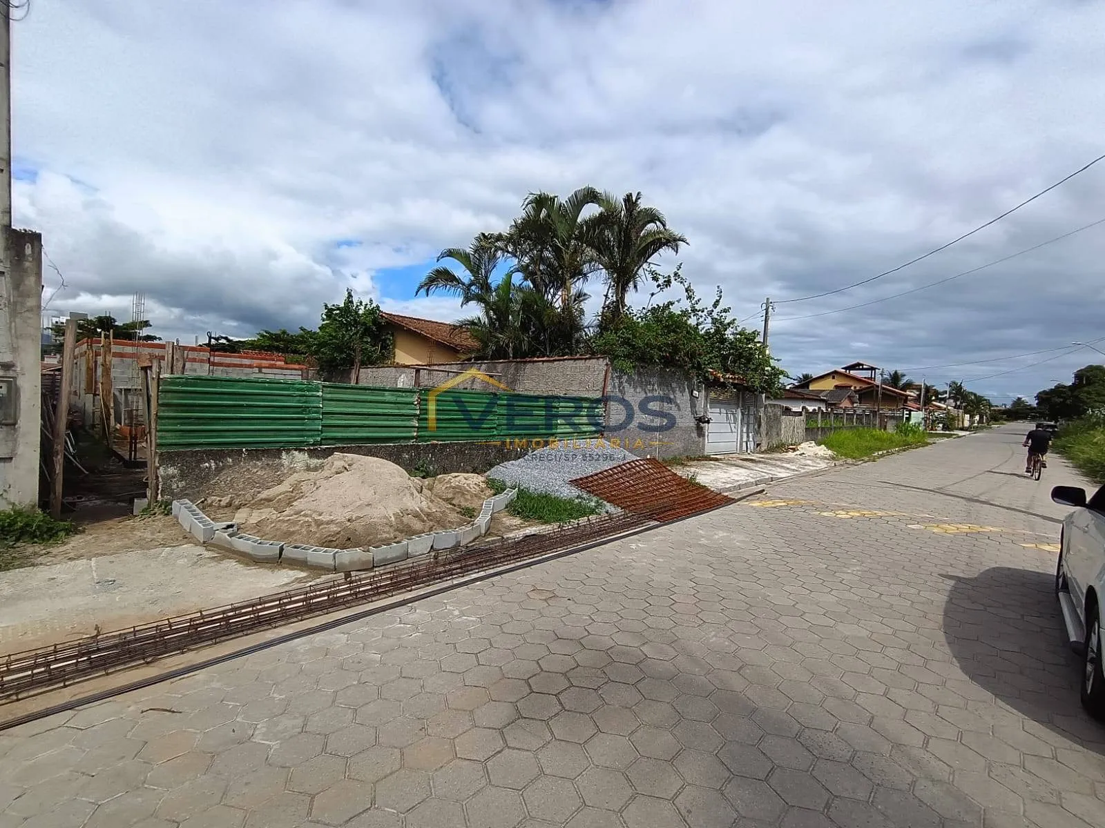 Imagem Apartamento Novo a venda perto da praia Massaguaçu em Caraguatatuba