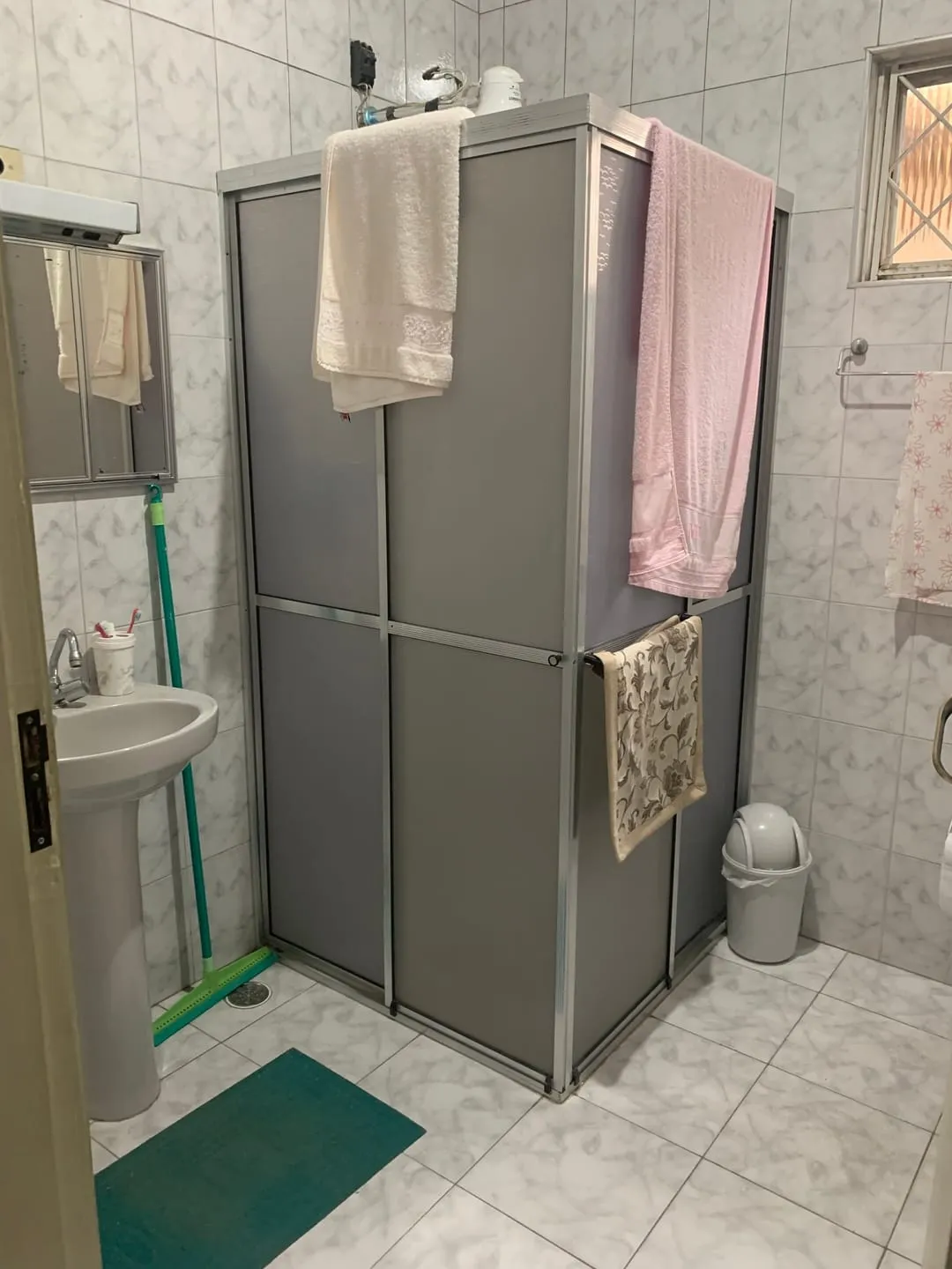 Imagem Casa à venda 3 Quartos, 2 Suites, 2 Vagas, 250M², Chácara Galega, Pindamonhangaba - SP