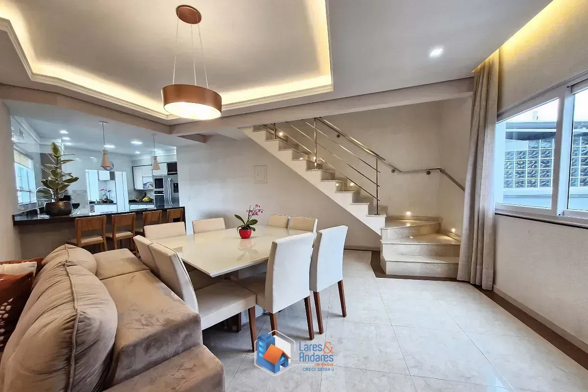 Foto do imóvel Sobrado para venda em Tucuruvi com 5 quartos, sendo 5 suítes, 382m² em Rua das Cascatas