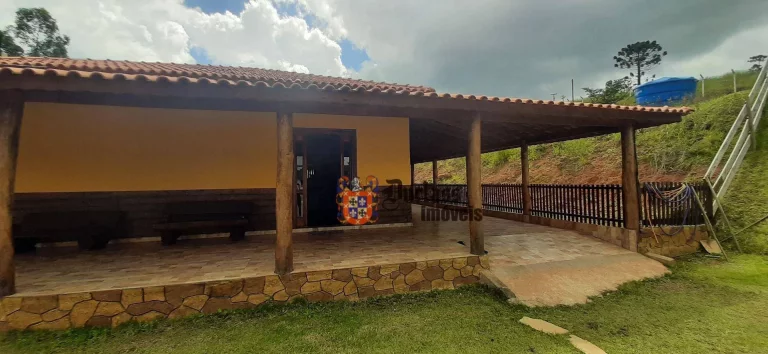 Imagem Chácara com 3 dormitórios à venda, 8000 m² por R$ 680.000,00 - Pinhal Grande - Toledo/MG