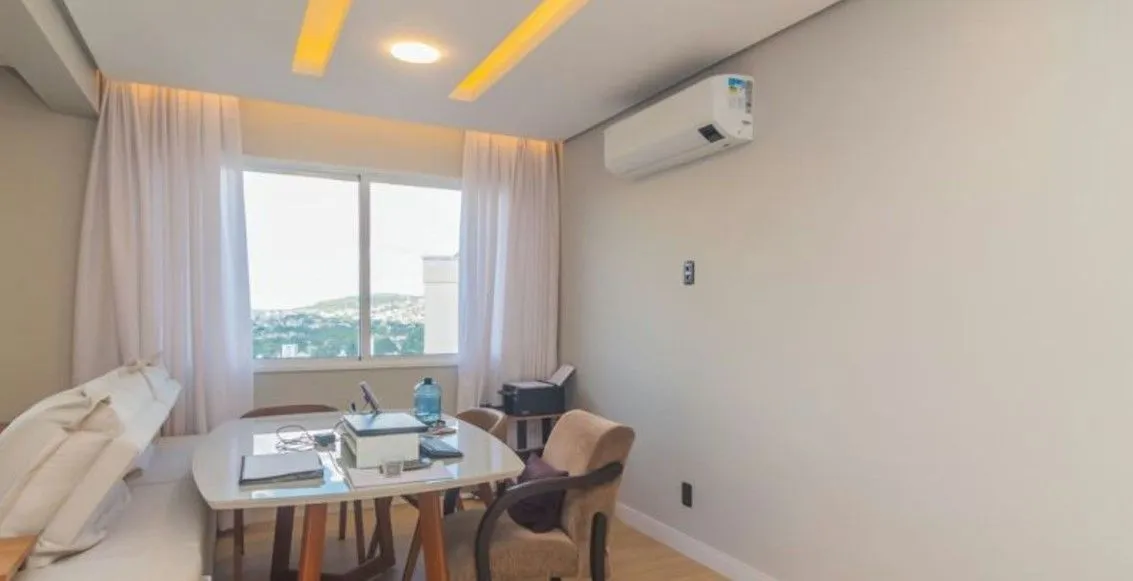 Apartamento 3 dorm.I Suíte I 2 vagas cobertas I Bairro Partenon
