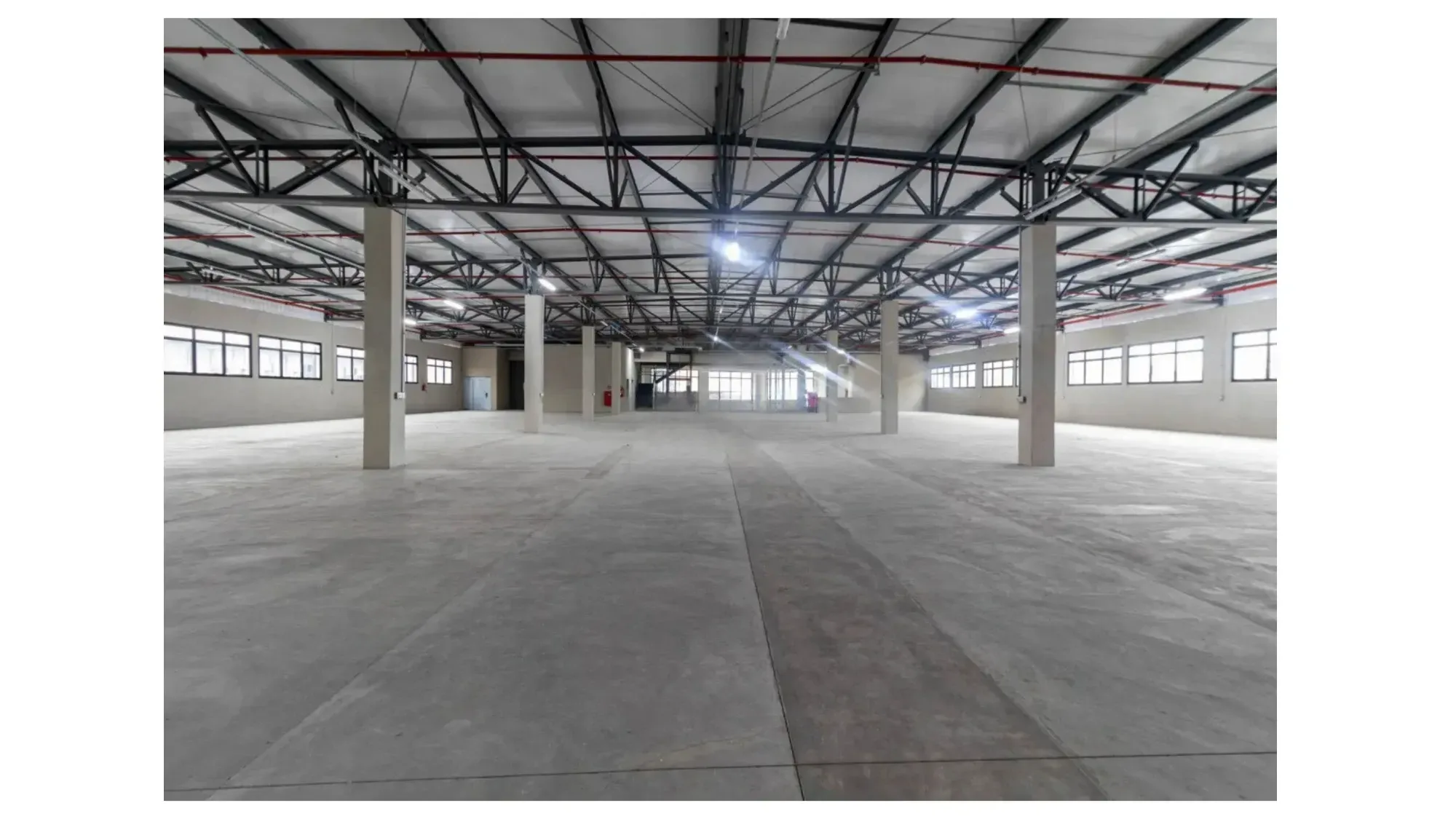 Imagem Galpão para Alugar, 4162 m² em Lapa de Baixo - São Paulo