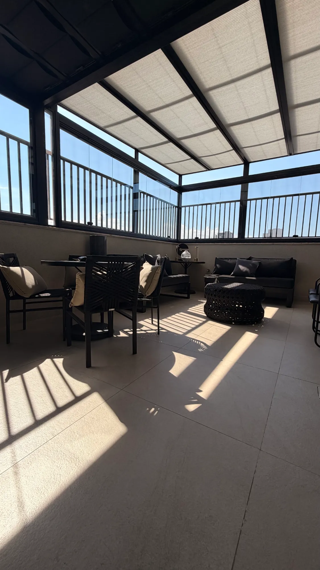 Imagem Cobertura com 3 Quartos à Venda, 245 m² em Cambuí - Campinas