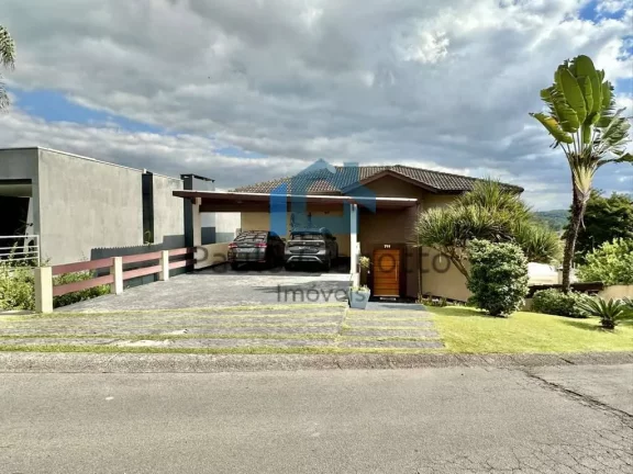 Foto do imóvel Casa Espetacular no Golf Village na Granja Viana em Alameda Água Marinha