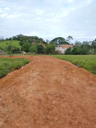 Imagem VENDE-SEE UM SITIO EM MACAÉ RJ. ATERRADO DO IMBURO.160.000M2