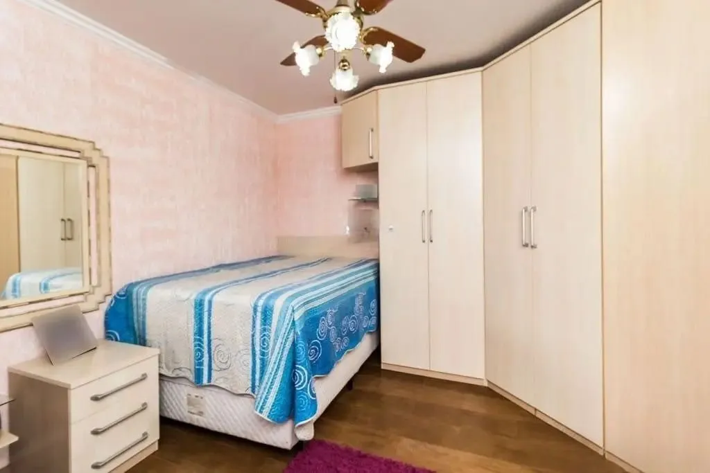 Imagem Casa com 3 dormitórios de 278m² à venda no Bairro Jardim Itú Sabará