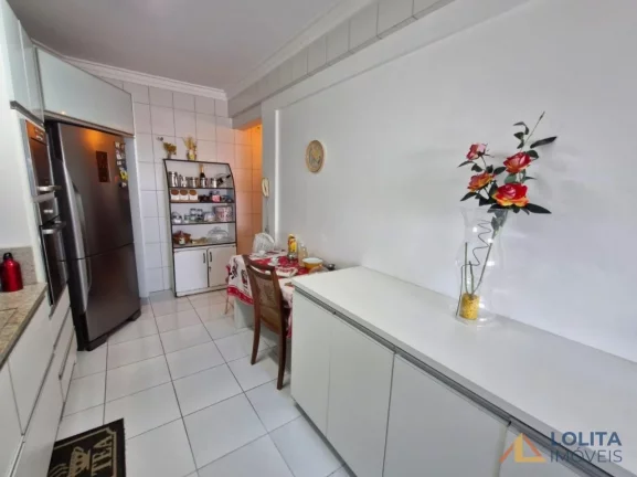 Imagem Apartamento à venda à 500 metros da Beira Mar Continental, Estreito/SC