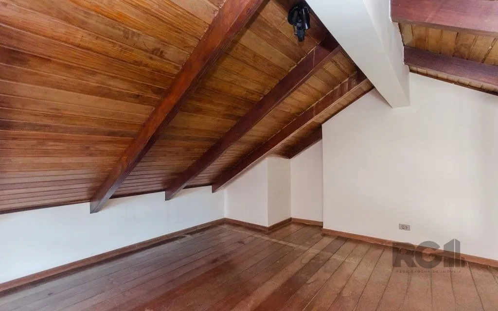Imagem Ótima cobertura de 200 m² com 2 dormitórios e 1 vaga de garagem.