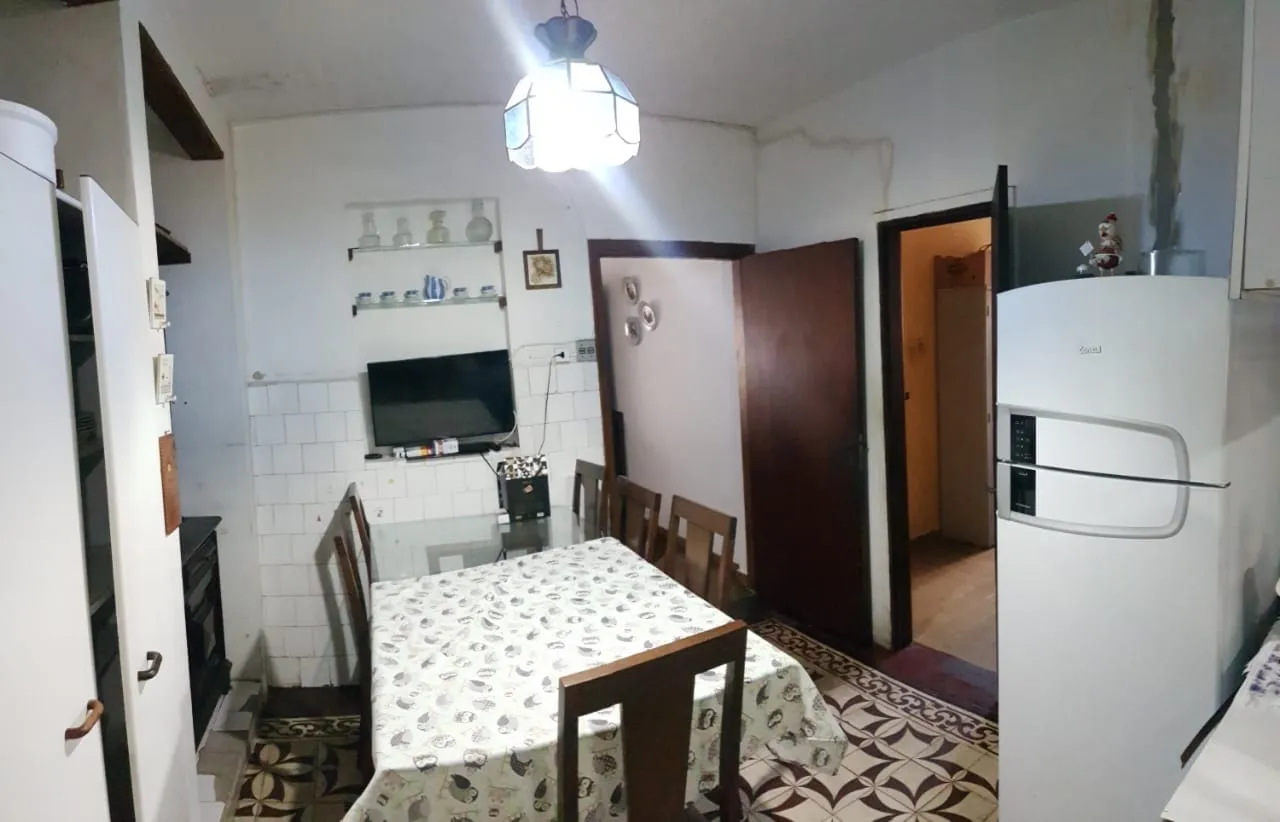 Imagem Terreno Amplo em Localização Estratégica - Perfeito para Construtoras