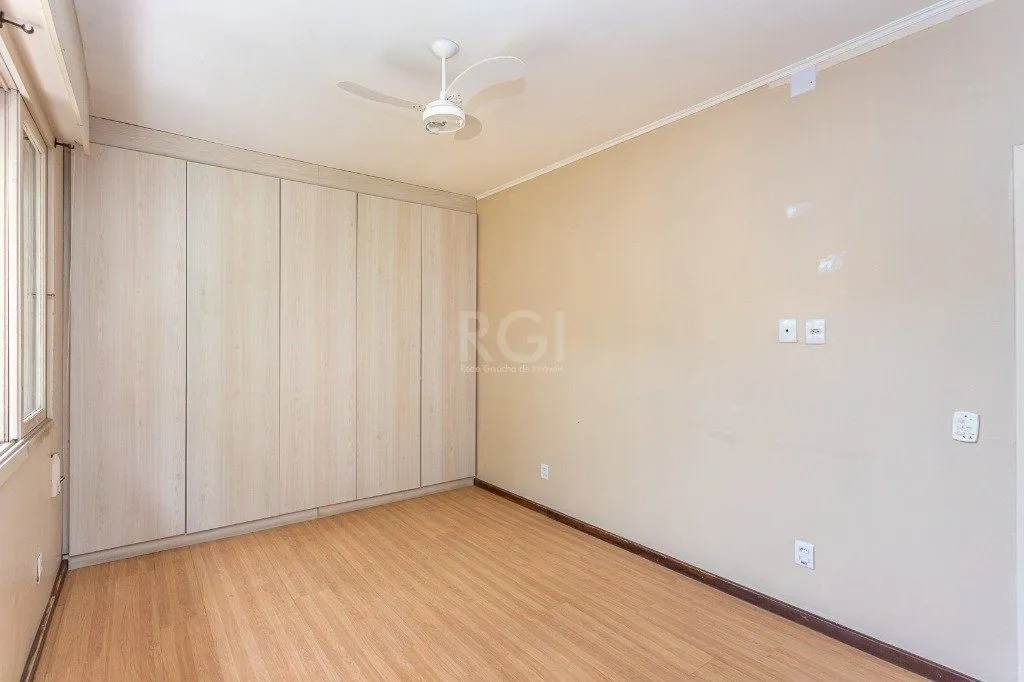 Imagem Casa para Venda - 740m², 5 dormitórios, sendo 1 suites, 3 vagas - Vila Assunção