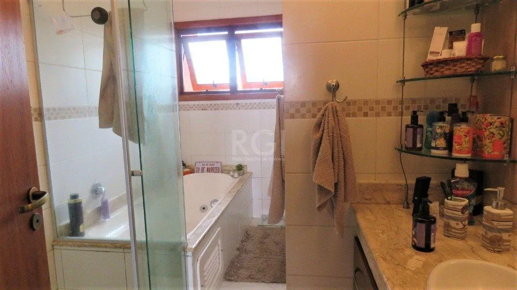 Imagem Casa Condominio para Venda - 404.59m², 3 dormitórios, sendo 1 suites, 2 vagas - Cristal
