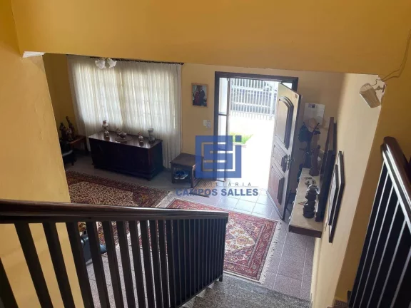 Imagem Casa com 4 dormitórios à venda, 305 m² por R$ 930.000,00 - Centro - Socorro/SP