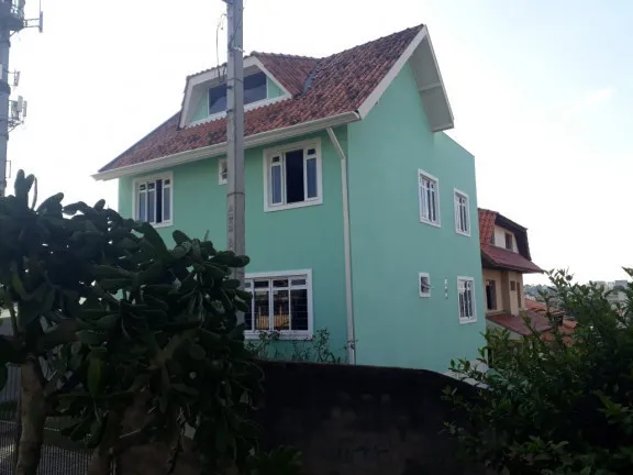 Imagem Casa com 4 Quartos à Venda, 211 m² em Bairro Alto - Curitiba