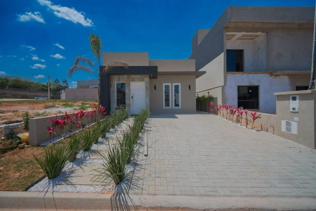 Casa 3 quartos à venda, 95 m² por R$ 680.000 - Lago dos Pássaros - Cotia/SP