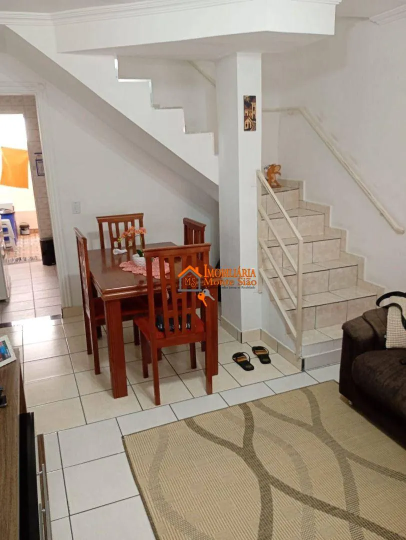 Imagem Sobrado com 2 dormitórios à venda, 80 m² por R$ 400.000,00 - Jardim Adriana - Guarulhos/SP