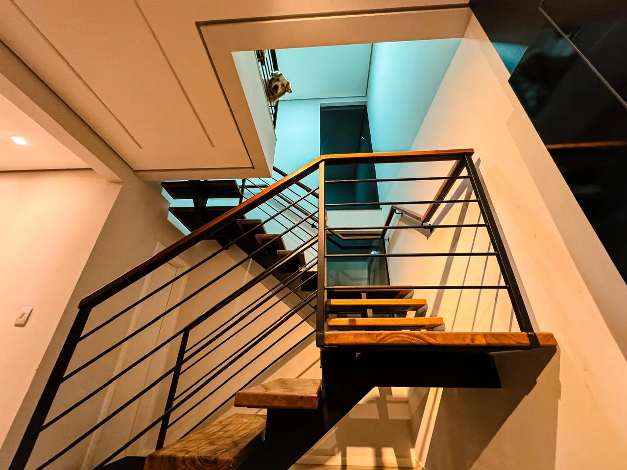 Imagem Sobrado com 3 Quartos à Venda, 100 m² em Cidade Jardim - Caraguatatuba