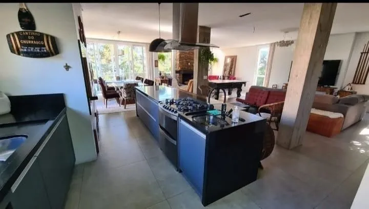 Imagem Casa com 5 quartos em condomínio fechado na Cidade de Canela/RS