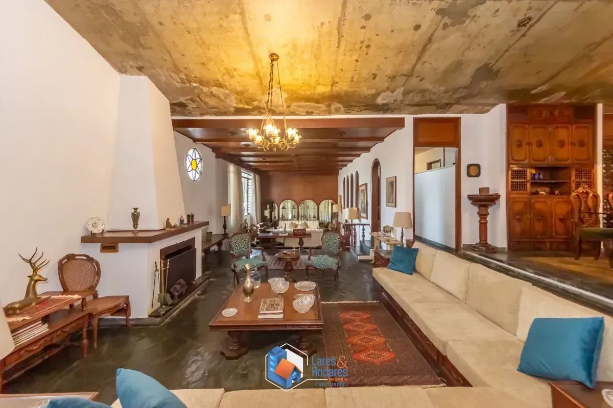 Imagem Casa para venda em Campo Belo com 5 quartos, sendo 4 suítes, 369m²