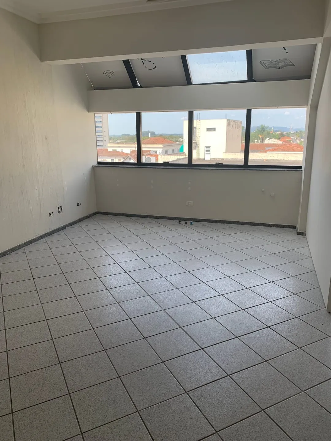 Imagem Comercial à venda 40M², Centro, Pindamonhangaba - SP | condominio antonio cozzi