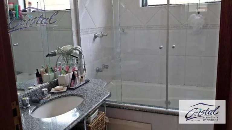 Imagem Sobrado com 4 dormitórios à venda, 240 m² - Vila Suzana - São Paulo/SP