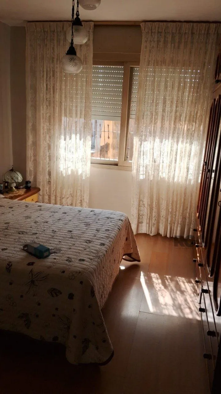 Imagem Apartamento com 3 Quartos à venda, 112m² - Cidade Baixa