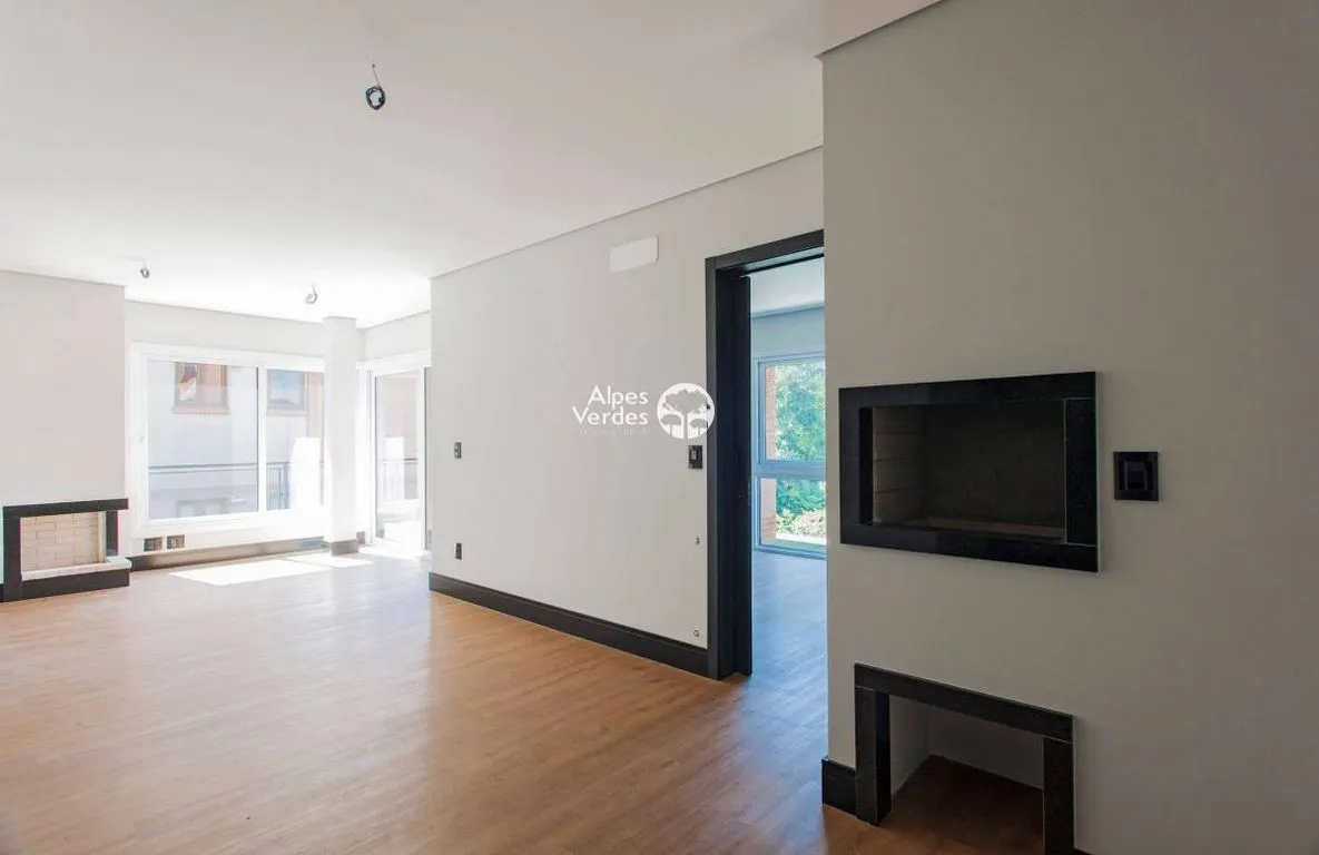 Imagem Vende-se Apartamento no Centro de Gramado, com 2 quartos