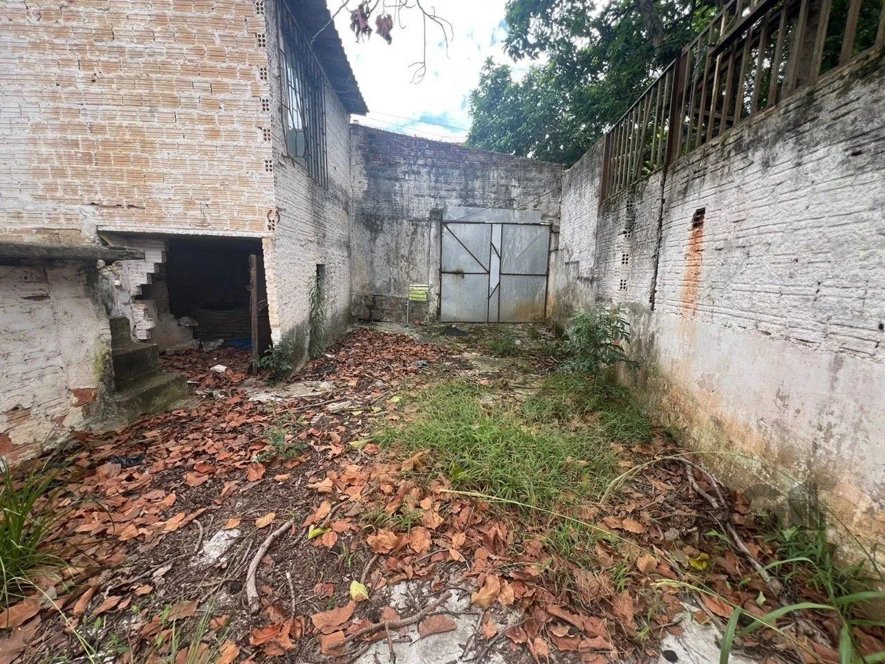 Imagem Terreno em Cristal