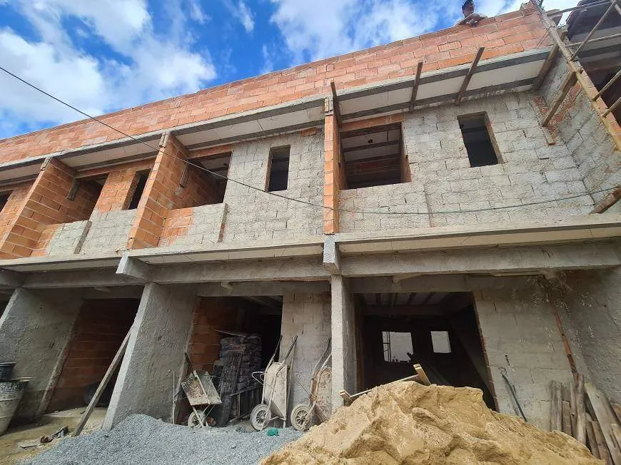 Imagem Casa Duplex em Obras - BH - Planalto - 3 Quartos (1 Suíte) - 2 Vagas