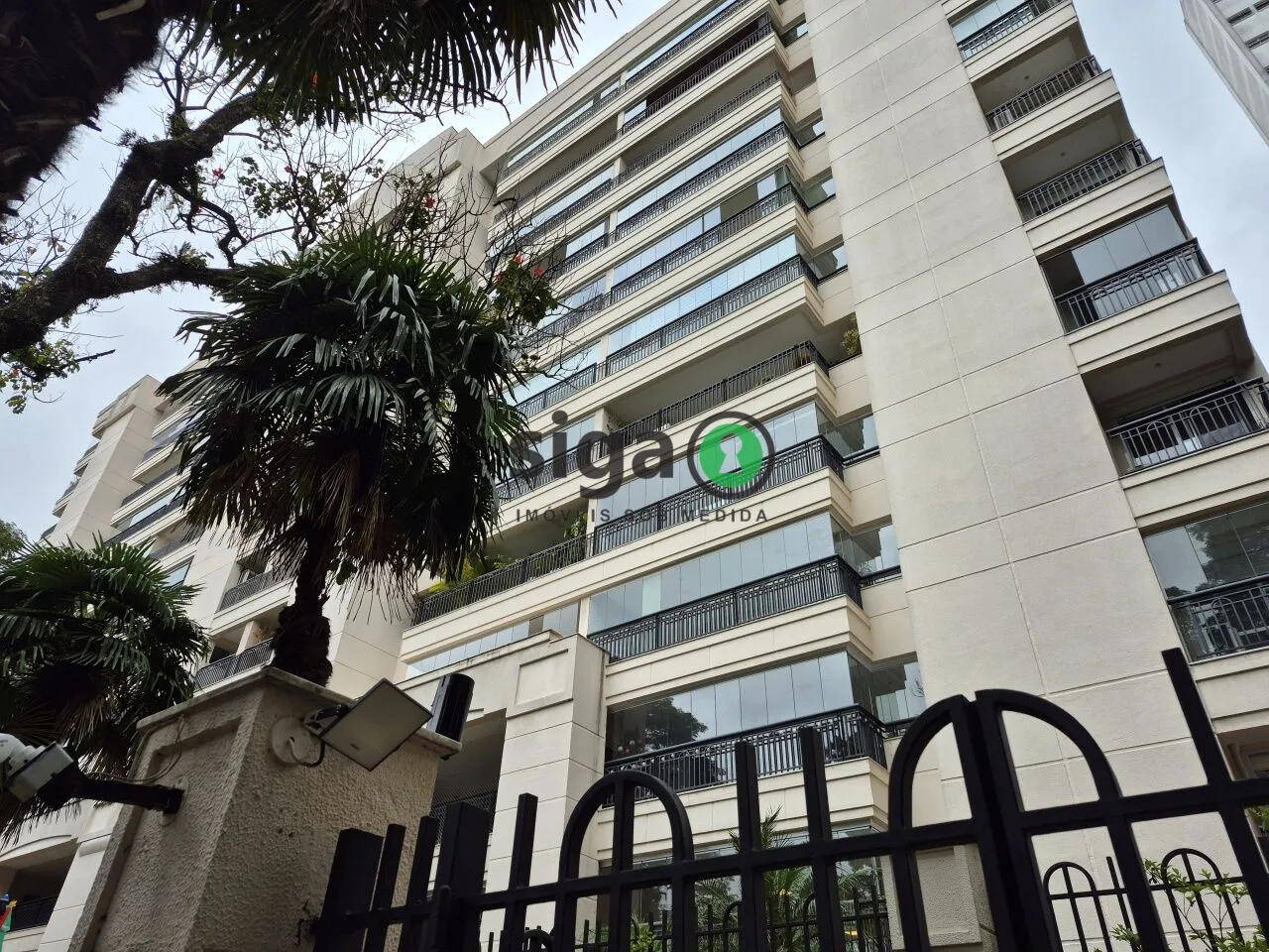 Imagem Apartamento a venda no Alto da Boa Vista com 3 quartos